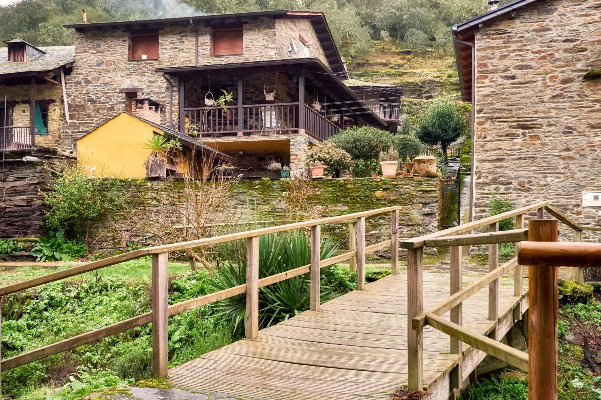 La Casa Del Manco Villa Arganza Bagian luar foto